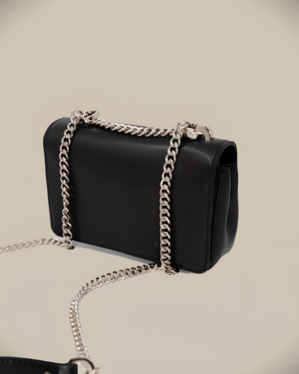 Guess - Image 2